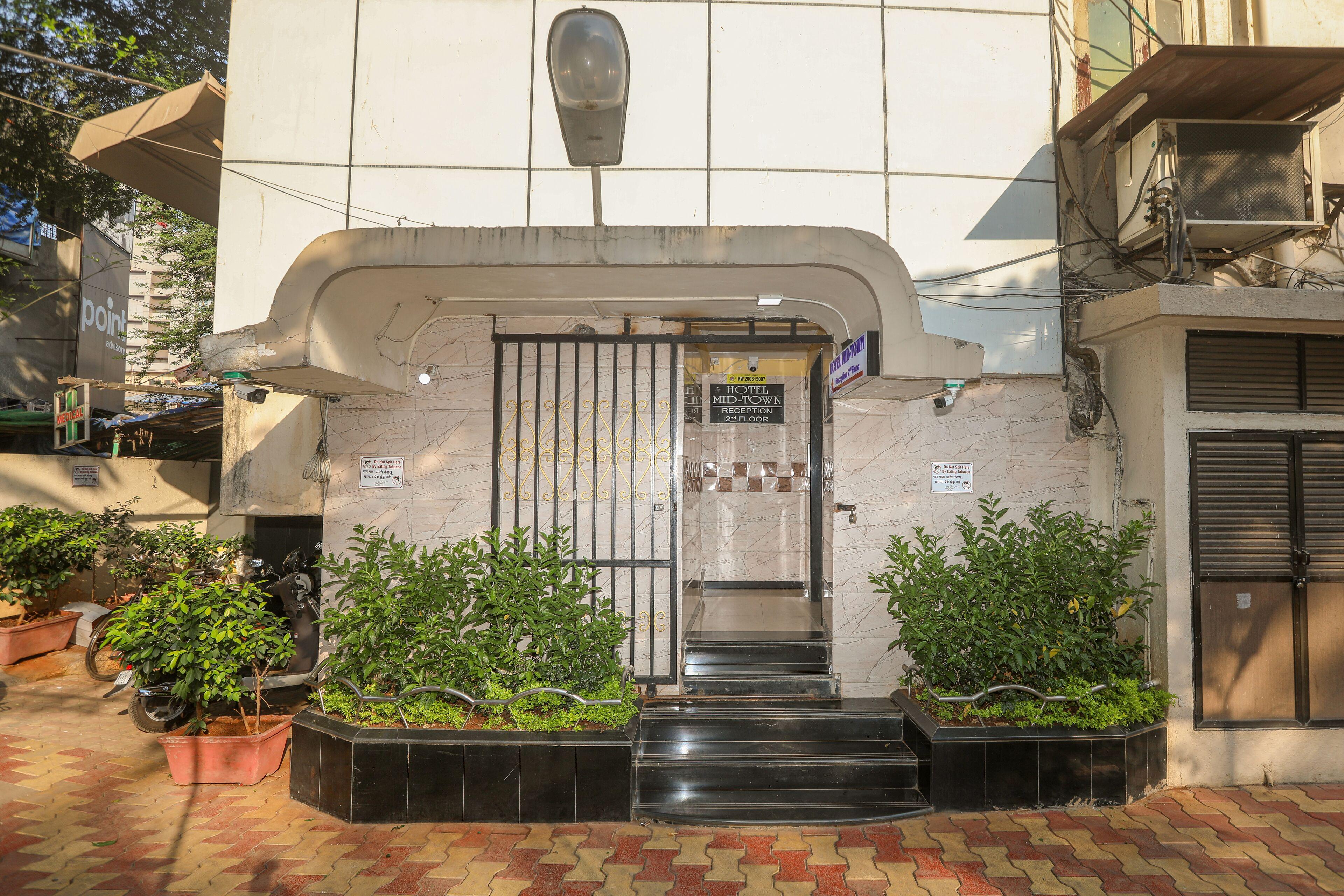 Hotel Mid Town — Photos 2